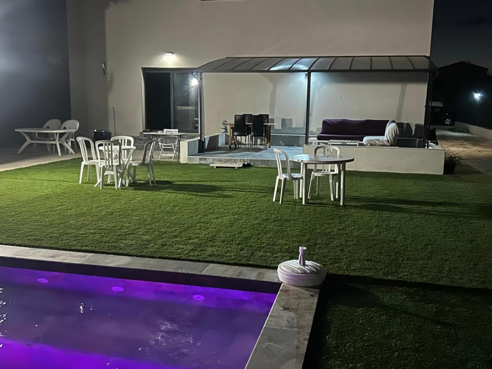 Grande Villa Avec Piscine Bompas  ภายนอก รูปภาพ