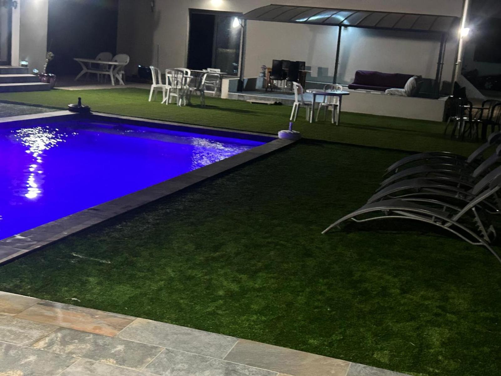 Grande Villa Avec Piscine Bompas  ภายนอก รูปภาพ